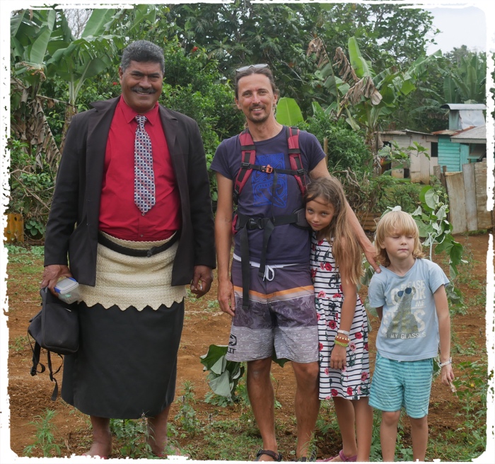 Posing with the Tongan man 